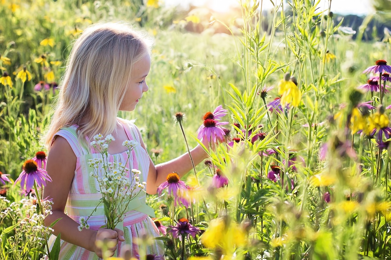 Teach Your Child to Knit: A Fun Artistic Journey